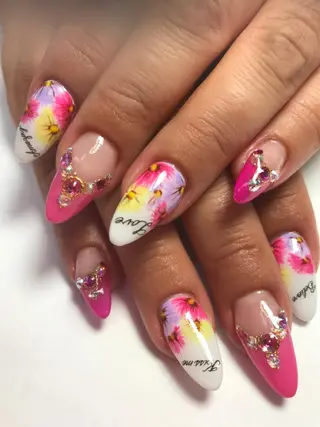 ネイル rukianail 新里のネイルデザイン