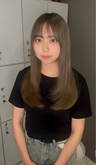 カラー LeDo / rinaのヘアスタイル