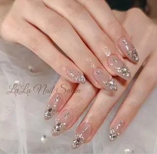 ネイル LULU Nail  Salon 新宿所属・LU LU NailSalonのネイルデザイン
