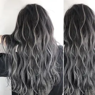 ミディアム カラー JuNブリーチに 縮毛矯正するプロのヘアスタイル