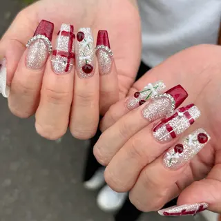 ネイル 中村 渚のネイルデザイン