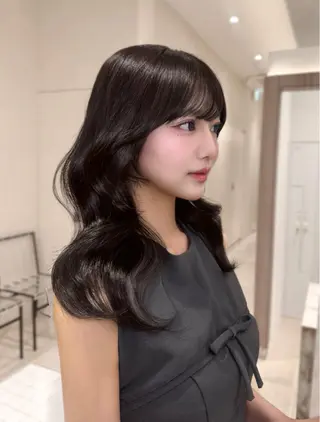 セミロング 𝑀𝐼𝐾𝑈🤍 SALOWIN銀座のヘアスタイル