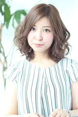 ミディアム カラー パーマ ブレス渡辺 康介のヘアスタイル
