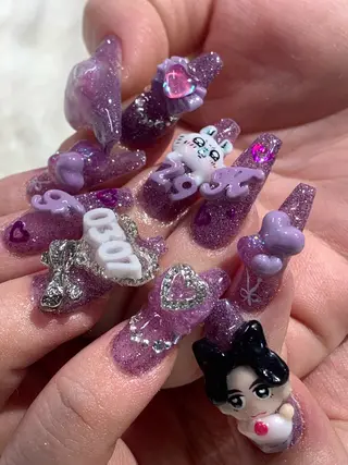 ネイル NES NAIL所属・さゆり￤推しキャラ ￤ロングネイル🩷のネイルデザイン