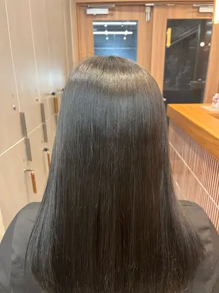 セミロング カラー fifth / 山下 和輝 海外風スタイルのヘアスタイル