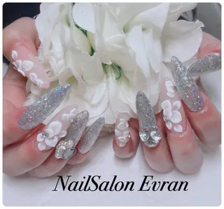 ネイル Nail salon Evranのネイルデザイン