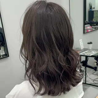 ミディアム カラー joule 藤原沙綾のヘアスタイル