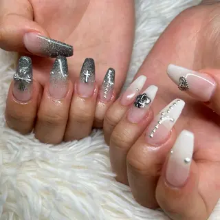 ネイル PEEKABOO京橋 EYE&NAILのマツエク・マツパデザイン