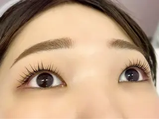 マツエク・マツパ 髪質改善 Vingt-cinq (K)【ヴァンサンク】所属・kaori　Rire 🌻まつげサロンのマツエク・マツパデザイン