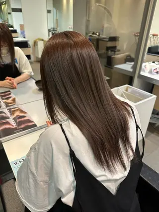 セミロング 野沢 知花のヘアスタイル