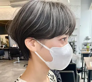 ショート カラー パーマ レイヤー/ショート透 明感カラー/西田祐賀のヘアスタイル