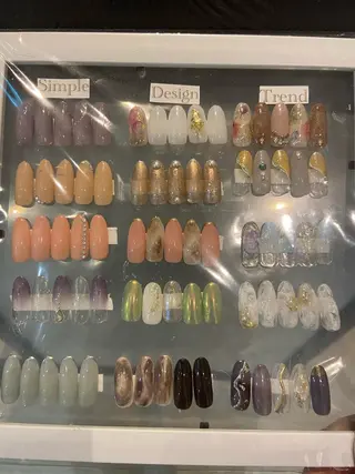 ネイル Dress nail & eyelash 梅田所属・藤村 優華のネイルデザイン