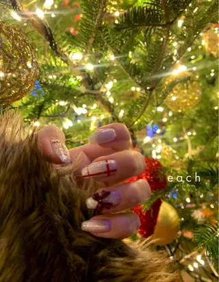 ネイル each Hibikiのネイルデザイン