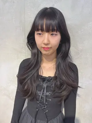 ロング ロアヘアーコーディネート所属・ナチュラルヘア /透明感/長井遥陽のヘアスタイル