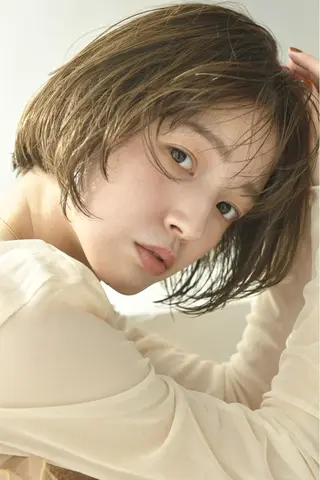 ミディアム LaVie所属・大谷 優菜のヘアスタイル