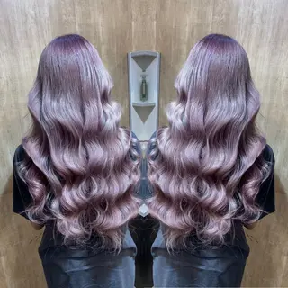 ロング 🔥ハイトーンカラー ギャルNAOKI🔥のヘアスタイル