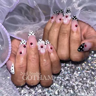 ネイル Nail Studio GOTHAM所属・高円寺駅からすぐ🌈 ネイルGOTHAMのネイルデザイン