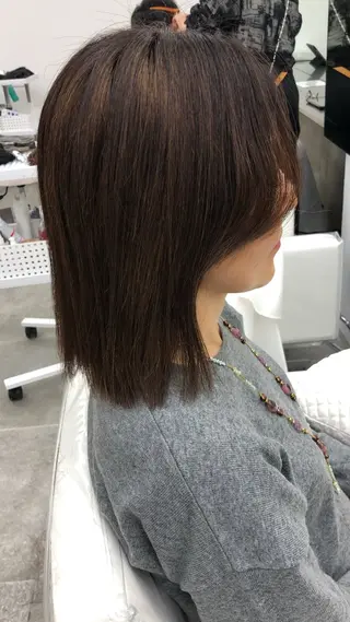 ミディアム heads 丸田のヘアスタイル