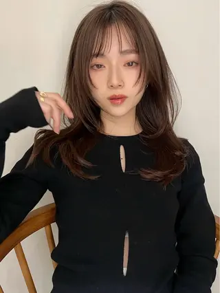 ロング カラー 関 珠季のヘアスタイル