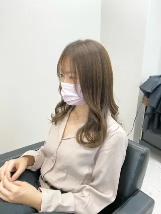 セミロング カラー 髪質改善 ヒデのヘアスタイル