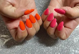 ネイル VIERU 🌈🎀💖のネイルデザイン