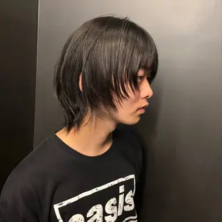 セミロング HIKARI🐈‍⬛ レイヤー×デザインのヘアスタイル