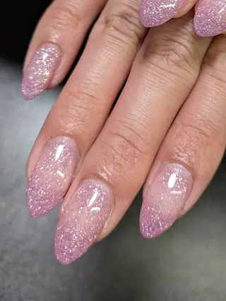 ネイル  SOLEIL 小玉の眉毛・アイブロウイメージ