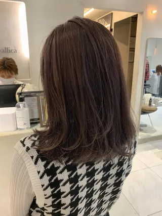 ミディアム カラー TENELE所属・チバ タクミのヘアスタイル