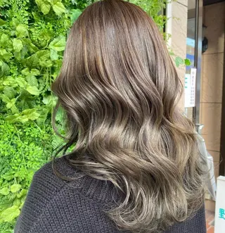 セミロング カラー 透明感カラー/韓国 ヘア🩶yuri🩵のヘアスタイル