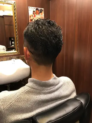 ショート パーマ メンズ HIRO GINZA BARBER SHOP 大阪所属・木村 りきのヘアスタイル