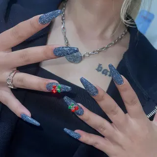 ネイル ミントネイルサロン所属・M 🌟メンズネイリストのネイルデザイン