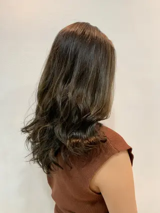 セミロング CiNEMA daikanyama所属・透明感カラー🫧 今泉健太のヘアスタイル