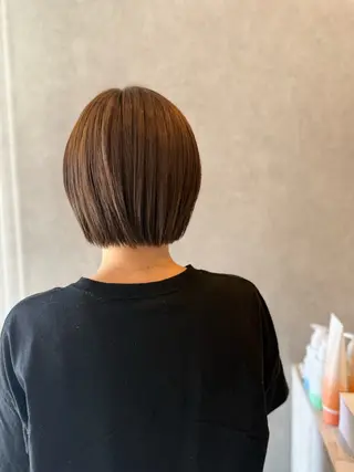 ショート カラー Bish Yanaのヘアスタイル