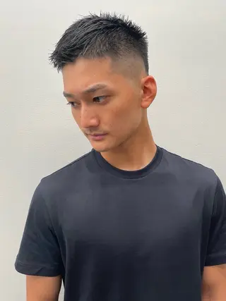 ショート メンズ メンズカット/眉カッ ト/ブリーチ/シオリのヘアスタイル