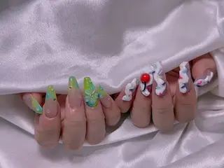 ネイル M2ネイルサロン【長さ出し&フィルイン導入店】所属・長さ出し専門店 RIRIのネイルデザイン