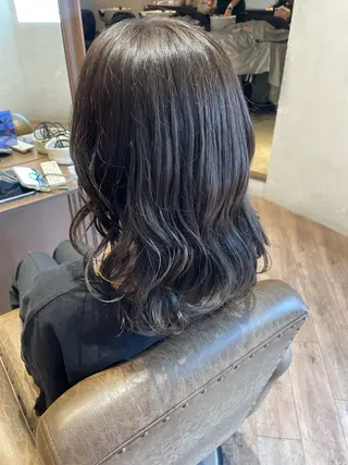 ミディアム シモカワ マシロのヘアスタイル