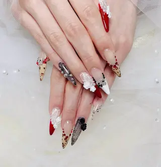 ネイル チョウ チョウのネイルデザイン