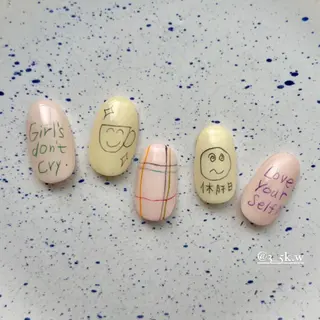 ネイル Nico所属・Nico🌛 Karenのネイルデザイン