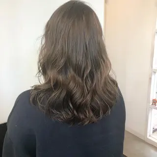 セミロング カラー ヘアアレンジ 榎園 由美のヘアスタイル