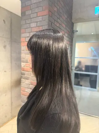 セミロング カラー 栗原 莉玖のヘアスタイル