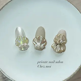 ネイル KOMINE TOMOKOのネイルデザイン