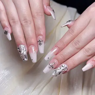 ネイル Una NAILMANAMIのネイルデザイン