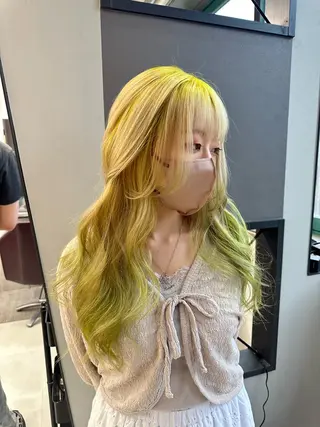 セミロング カラー ケアブリーチ/エフェ クトブリーチ/天神のヘアスタイル