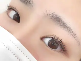 パーマ 八木 結那のマツエク・マツパデザイン