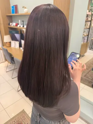 ロング カラー 新美 木乃美のヘアスタイル