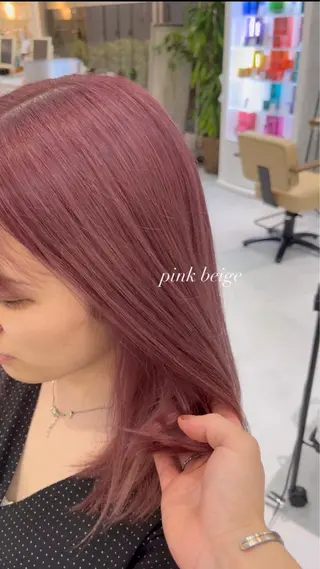 ロング メンズバレイヤージュ 斉藤春のヘアスタイル