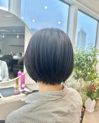ショート カラー パーマ ⭐️小顔ショート⭐️ 大鷲拓海のヘアスタイル
