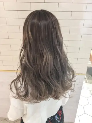 セミロング カラー レイヤーカット× 髪質改善たもりのヘアスタイル