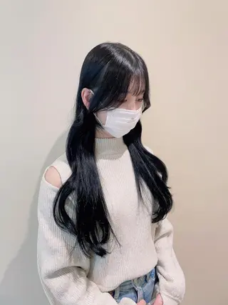 ロング カラー ヘアアレンジ Ella所属・nana【艶髪】/ レイヤー/縮毛矯正のヘアスタイル