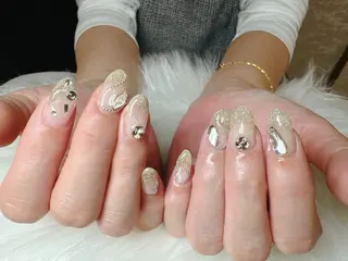 ネイル ECLAT エクラ所属・寺山 千鶴のネイルデザイン